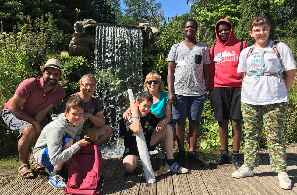 Op kamp met Young Spirit in Assel: samen op pad, we wijzen elkaar de weg